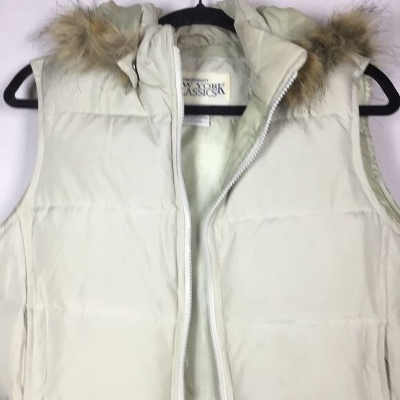 Faux fur detachable hood warm cozy vest jacket down & feather filler size Medium - Picture 2 of 9